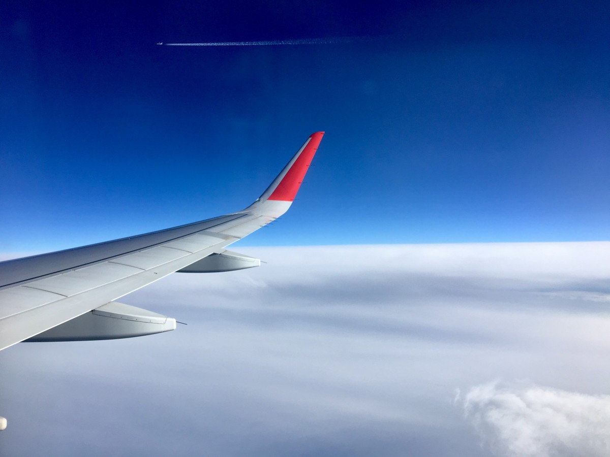 sky_plane_clouds_wing_fly_blue_aircraft_travel-1266934.jpg!d.jpg
