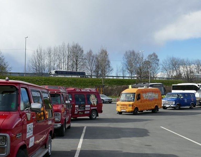 # Les dette først !